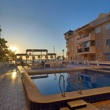 Playa De Los Naufragos Cozy Apartment With Pool Torrevieja Bagian luar foto